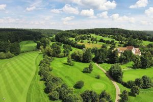 gewerbe golfclub zollmuehle muehle gruen02 300x200 - Golfclub Zollmühle