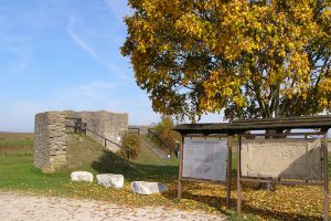 sablonetum herbst 300x200 - Römerkastell Sablonetum