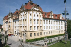 schlossfuehrungen 300x200 - Führungen